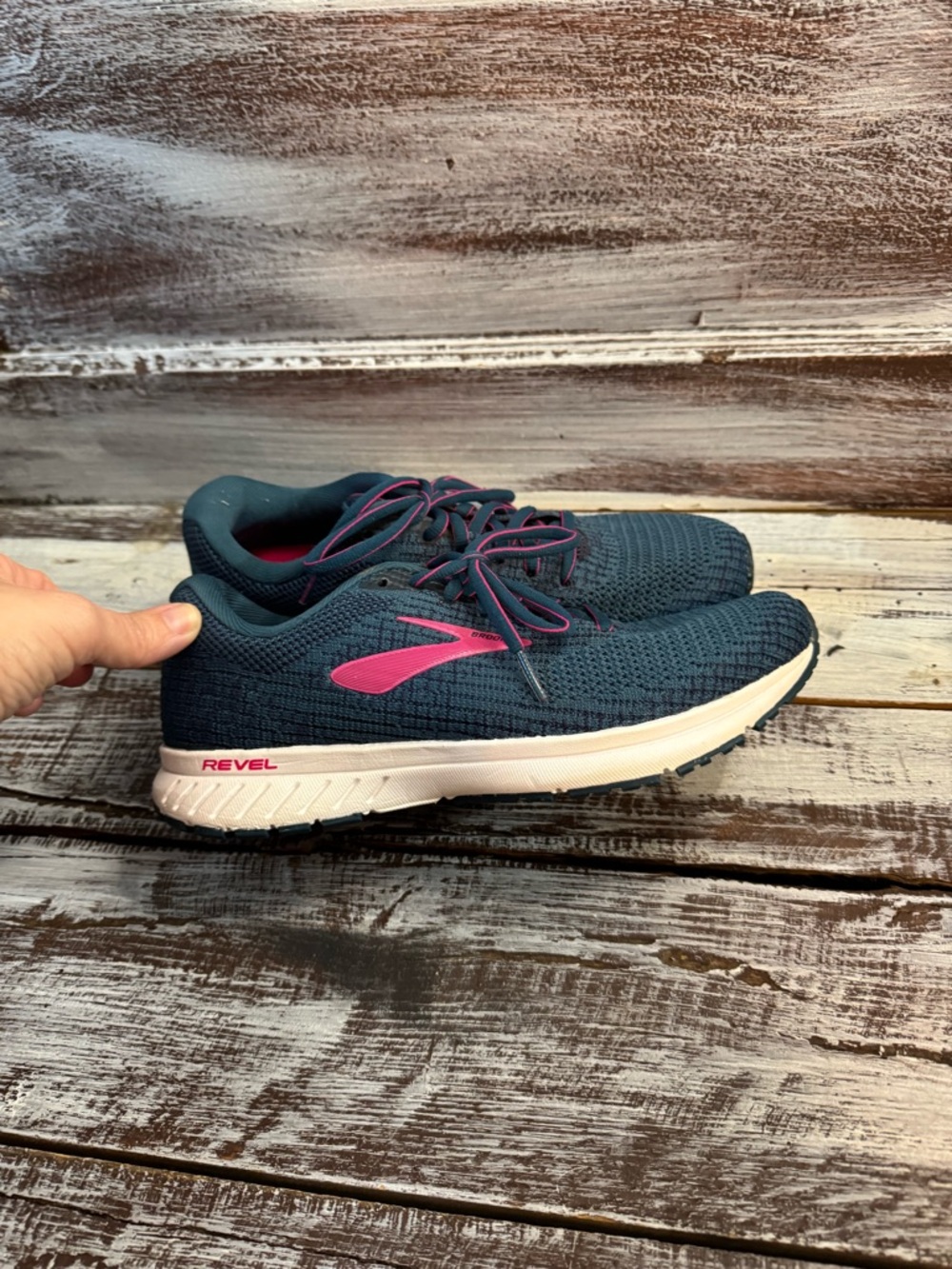 Brooks Women's Navy and Pink Running Sneakers